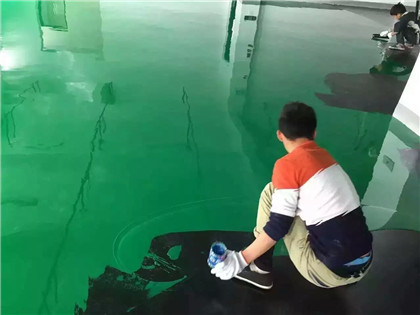 解放下面给你一份环氧地坪漆施工的完整流程